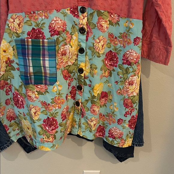 Uniquly repurposed Floral Patchwork Button-Up Shirt - Picture 7 of 7